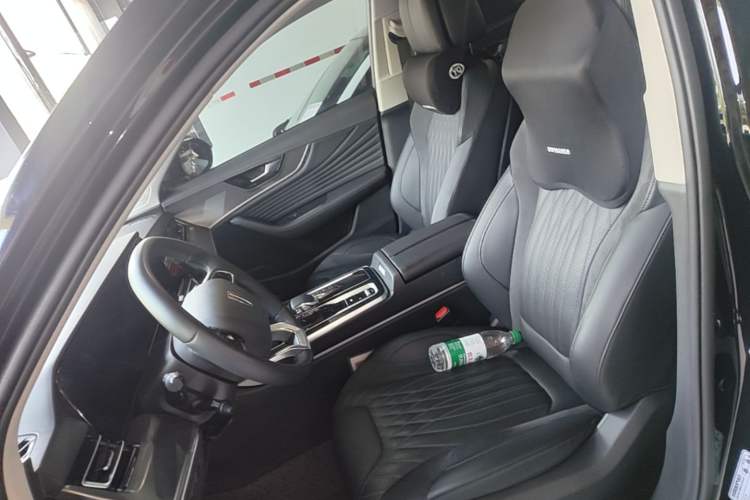 Used Hongqi HS5 2023 2.0T Four-Wheel Drive Flagship Pro Edition Left Front Seat
