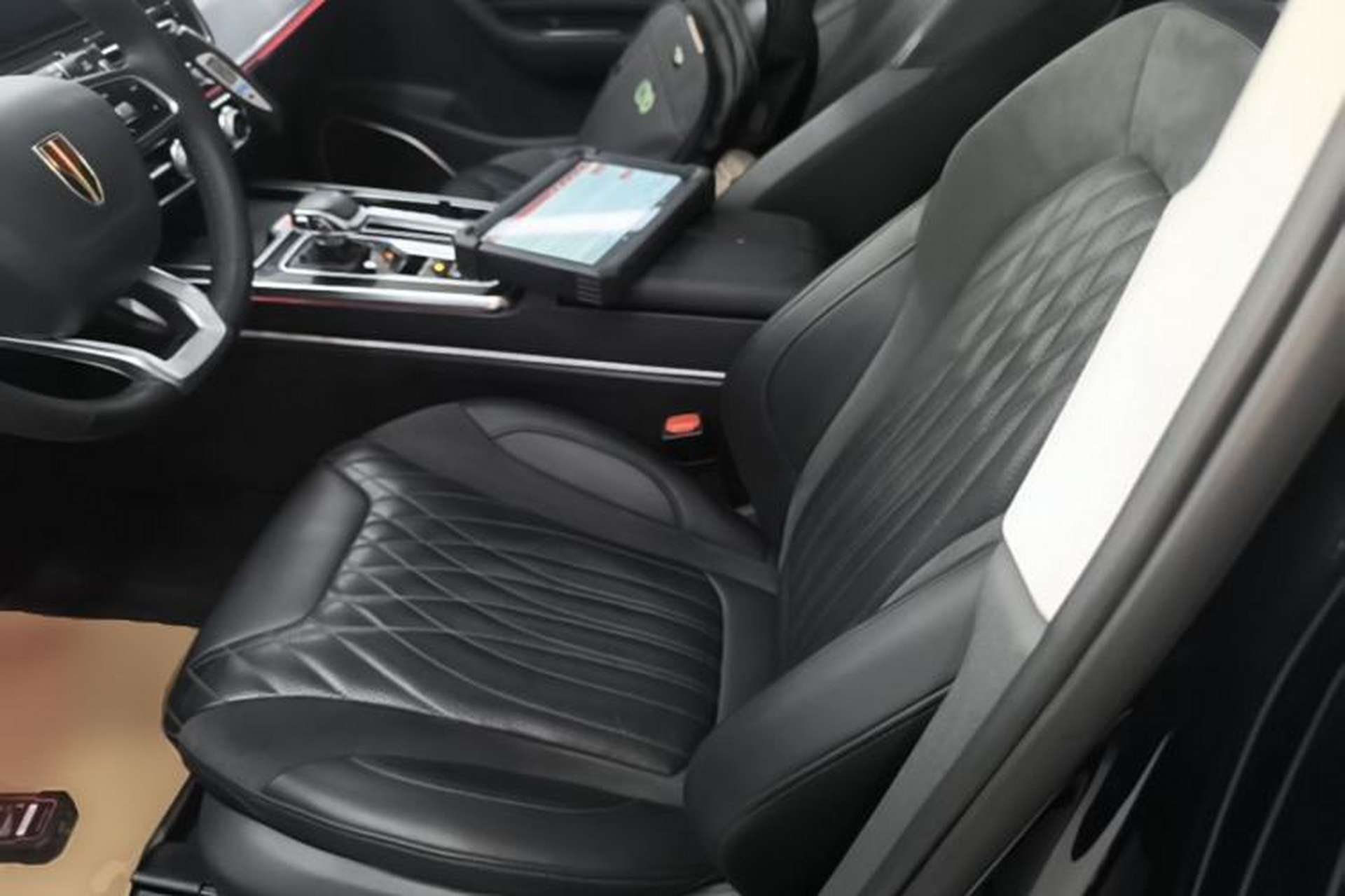 Used Hongqi HS5 2023 2.0T Four-Wheel Drive Flagship Pro Edition Left Front Seat