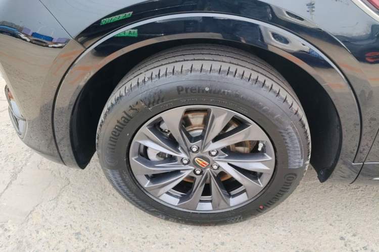 Used Hongqi HS5 2023 2.0T Qixiang Pro Edition Left Front Wheel Hub