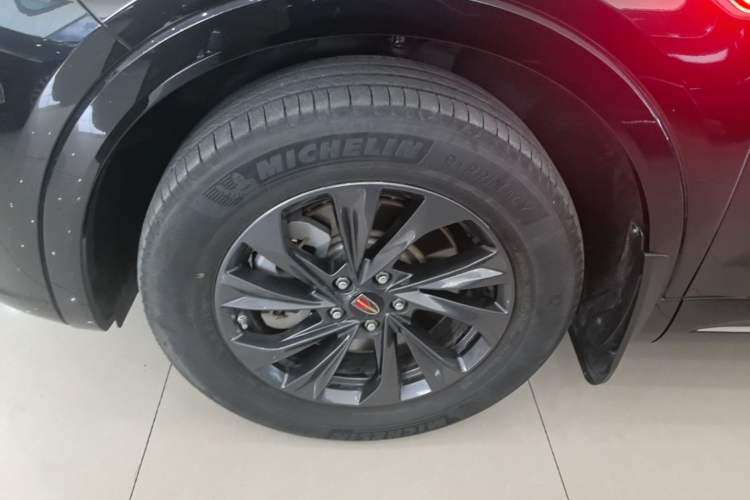 Used Hongqi HS5 2023 2.0T Qixiang Pro Edition Left Front Wheel Hub