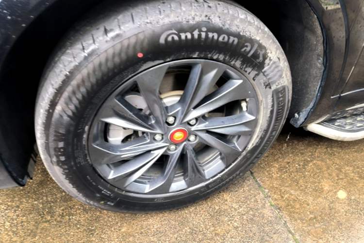 Used Hongqi HS5 2023 2.0T Qixiang Pro Edition Left Front Wheel Hub
