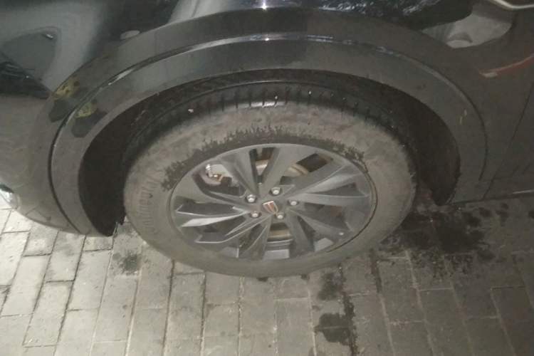 Used Hongqi HS5 2023 2.0T Qixiang Pro Edition Left Front Wheel Hub