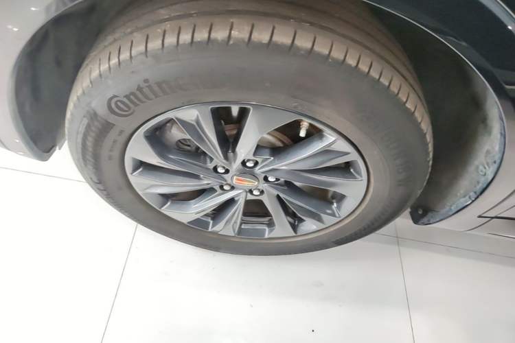 Used Hongqi HS5 2023 2.0T Qixiang Pro Edition Left Front Wheel Hub