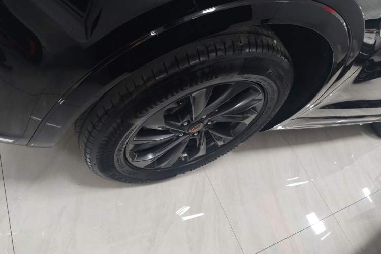 Used Hongqi HS5 2023 2.0T Qixiang Pro Edition Left Front Wheel Hub