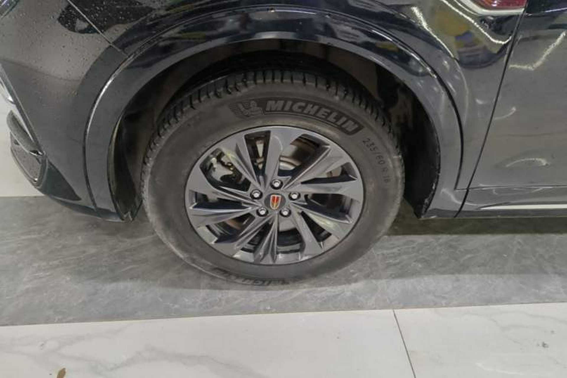 Used Hongqi HS5 2023 2.0T Qixiang Pro Edition Left Front Wheel Hub