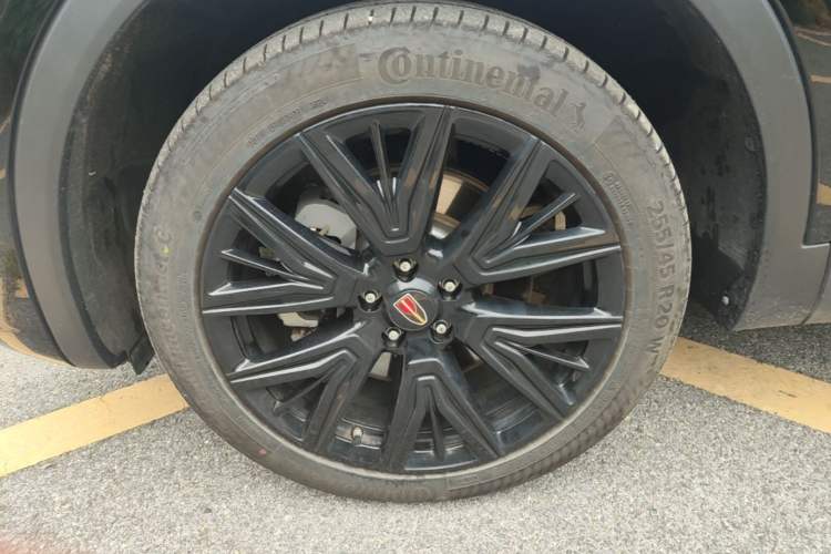 Used Hongqi HS5 2023 2.0T Four-Wheel Drive Flagship Pro Edition Left Front Wheel Hub