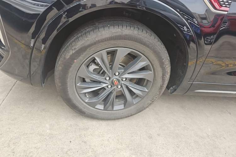 Used Hongqi HS5 2023 2.0T Qixiang Pro Edition Left Front Wheel Hub