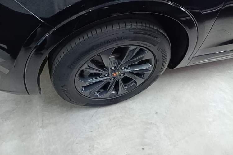 Used Hongqi HS5 2023 2.0T Qixiang Pro Edition Left Front Wheel Hub