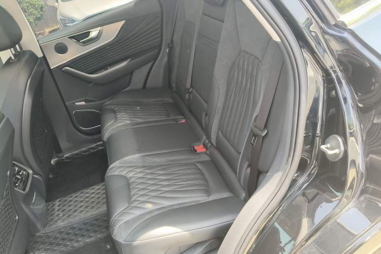 Used Hongqi HS5 2023 2.0T Qixiang Pro Edition Left Rear Seat