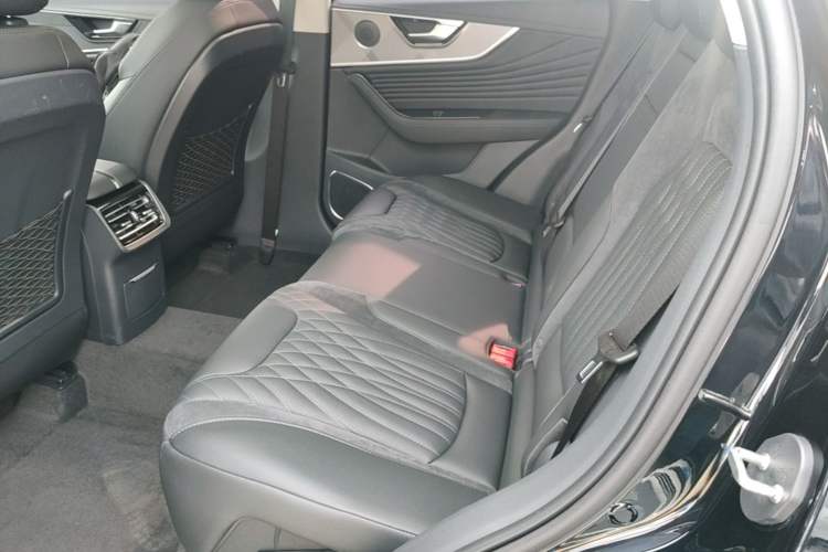 Used Hongqi HS5 2023 2.0T Qixiang Pro Edition Left Rear Seat