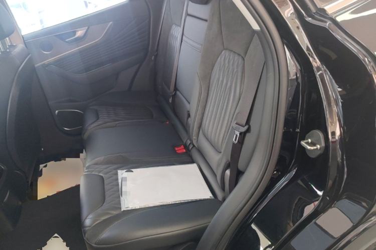 Used Hongqi HS5 2023 2.0T Four-Wheel Drive Flagship Pro Edition Left Rear Seat