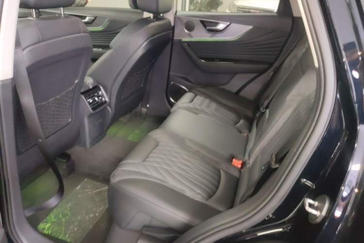 Used Hongqi HS5 2023 2.0T Four-Wheel Drive Flagship Pro Edition Left Rear Seat