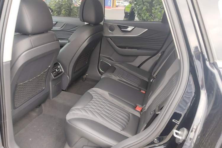 Used Hongqi HS5 2023 2.0T Four-Wheel Drive Flagship Pro Edition Left Rear Seat