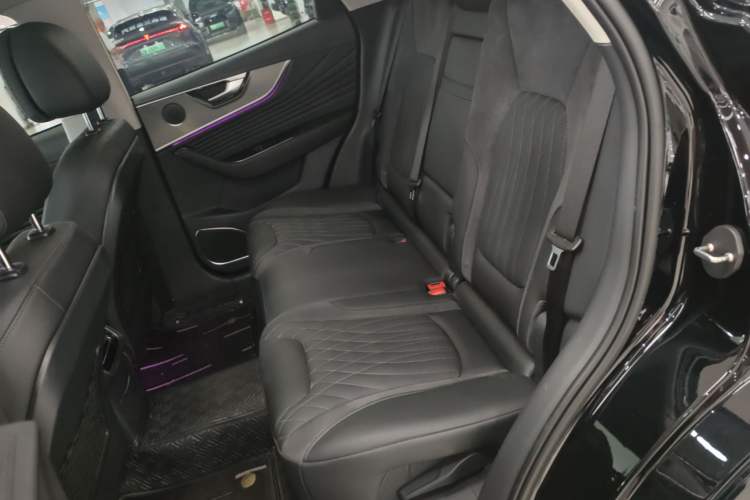 Used Hongqi HS5 2023 2.0T Four-Wheel Drive Flagship Pro Edition Left Rear Seat