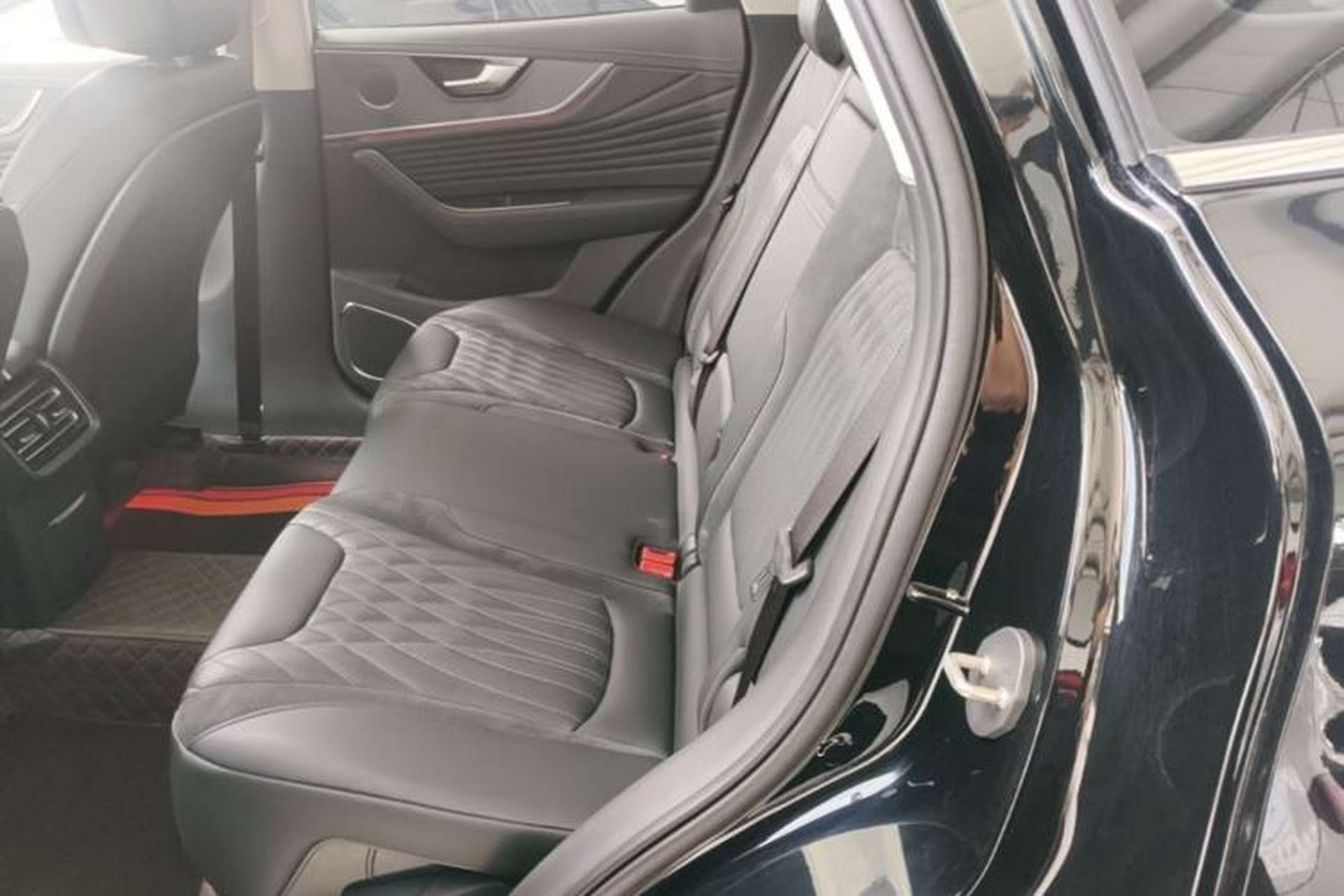 Used Hongqi HS5 2023 2.0T Qixiang Pro Edition Left Rear Seat