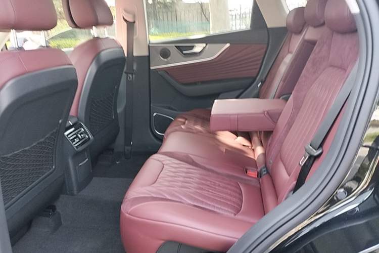 Used Hongqi HS5 2023 2.0T Qixiang Pro Edition Left Rear Seat