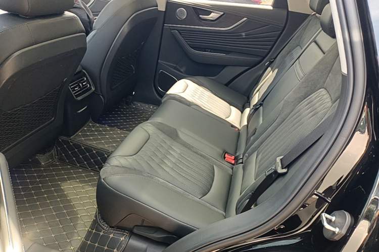 Used Hongqi HS5 2023 2.0T Flagship Pro Edition Left Rear Seat