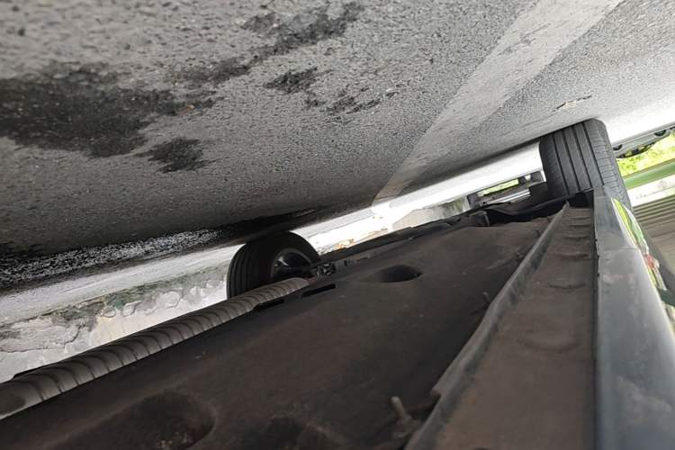 Used Hongqi HS5 2023 2.0T Qixiang Pro Edition Left Side Sill