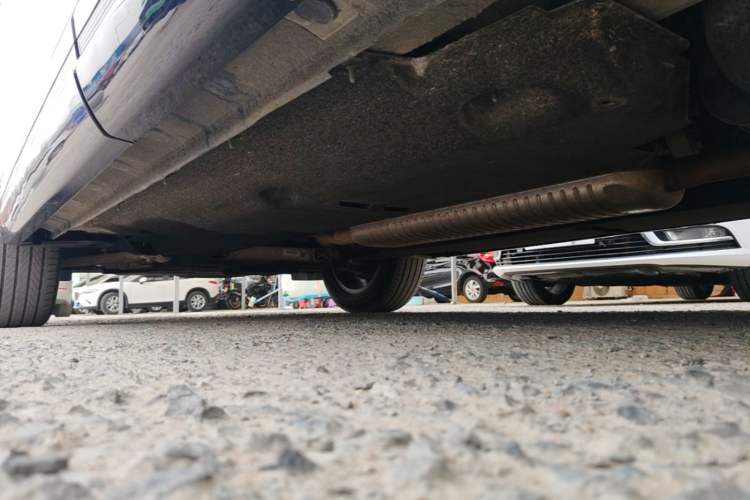Used Hongqi HS5 2023 2.0T Qixiang Pro Edition Left Side Sill