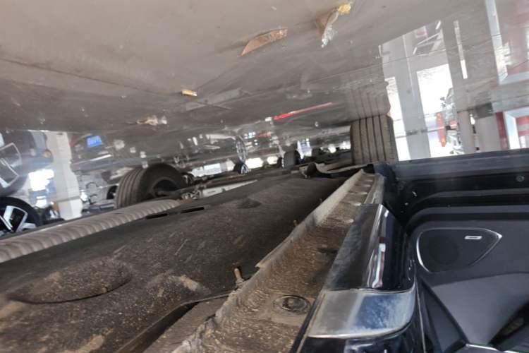 Used Hongqi HS5 2023 2.0T Qixiang Pro Edition Left Side Sill