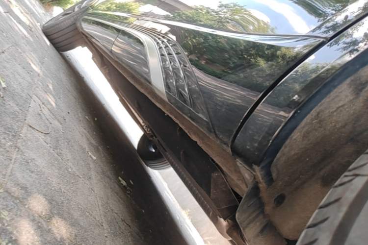 Used Hongqi HS5 2023 2.0T Qixiang Pro Edition Left Side Sill