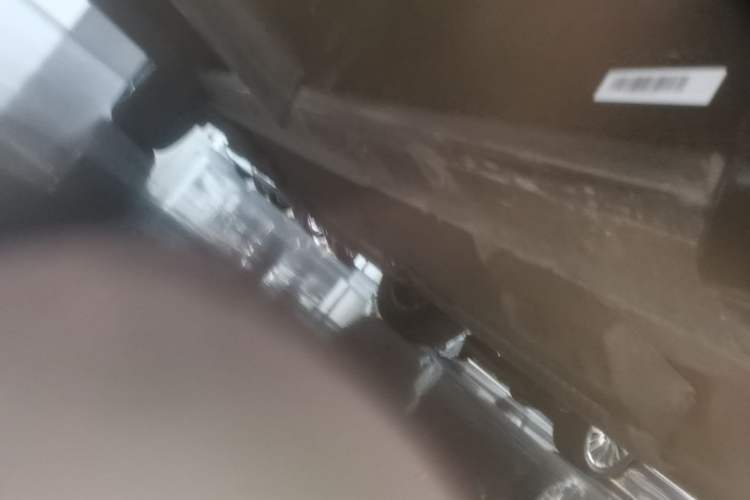 Used Hongqi HS5 2023 2.0T Qixiang Pro Edition Left Side Sill