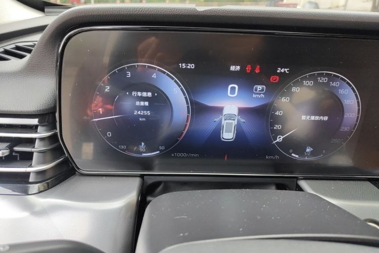 Used Hongqi HS5 2023 2.0T Four-Wheel Drive Flagship Pro Edition Odometer Close Up