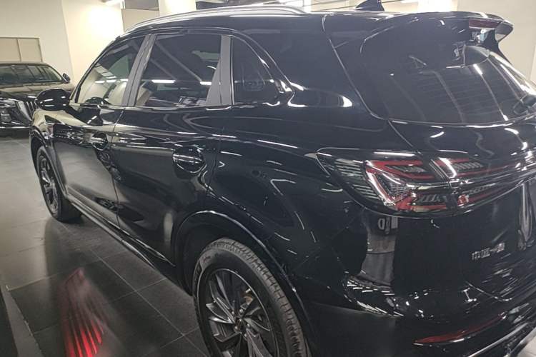Used Hongqi HS5 2023 2.0T Qixiang Pro Edition Rear Left 45 Deg