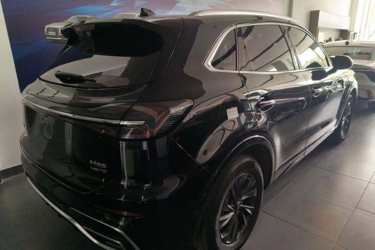 Used Hongqi HS5 2023 2.0T Qixiang Pro Edition Rear Right 45 Deg
