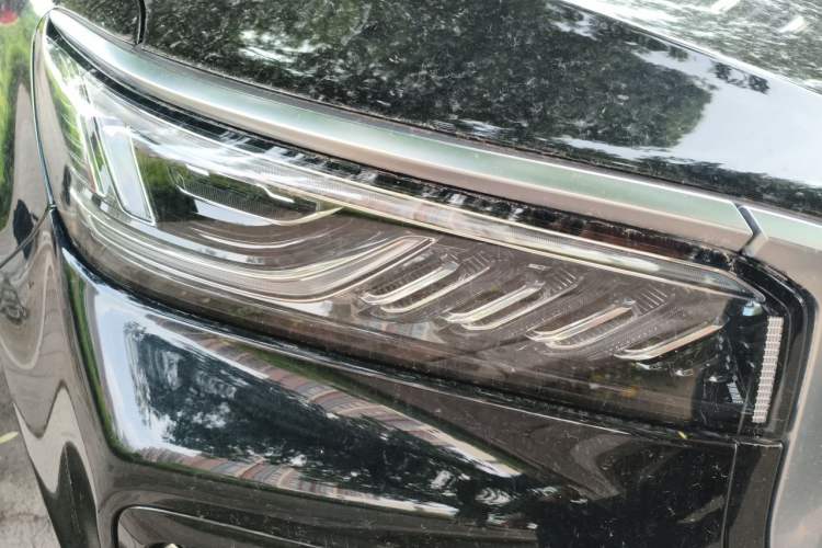 Used Hongqi HS5 2023 2.0T Qixiang Pro Edition Right Front Headlight