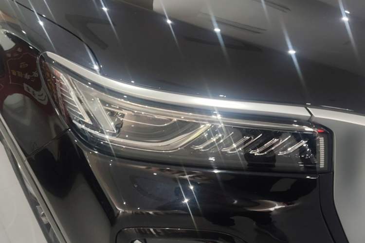 Used Hongqi HS5 2023 2.0T Qixiang Pro Edition Right Front Headlight