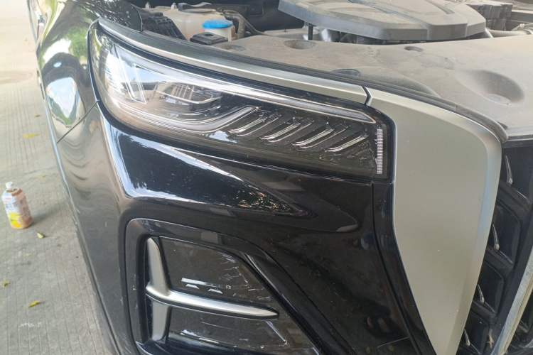 Used Hongqi HS5 2023 2.0T Qixiang Pro Edition Right Front Headlight