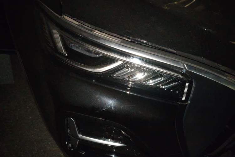 Used Hongqi HS5 2023 2.0T Qixiang Pro Edition Right Front Headlight