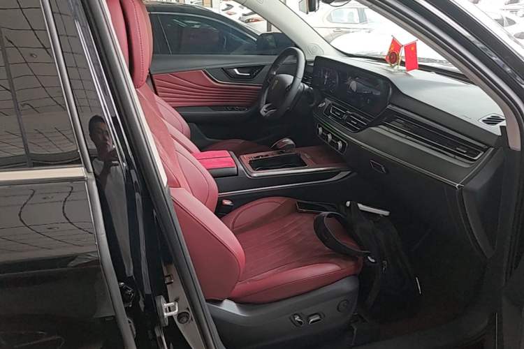 Used Hongqi HS5 2023 2.0T Qixiang Pro Edition Right Front Seat