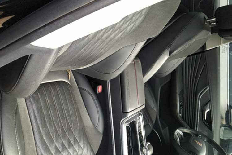 Used Hongqi HS5 2023 2.0T Qixiang Pro Edition Right Front Seat