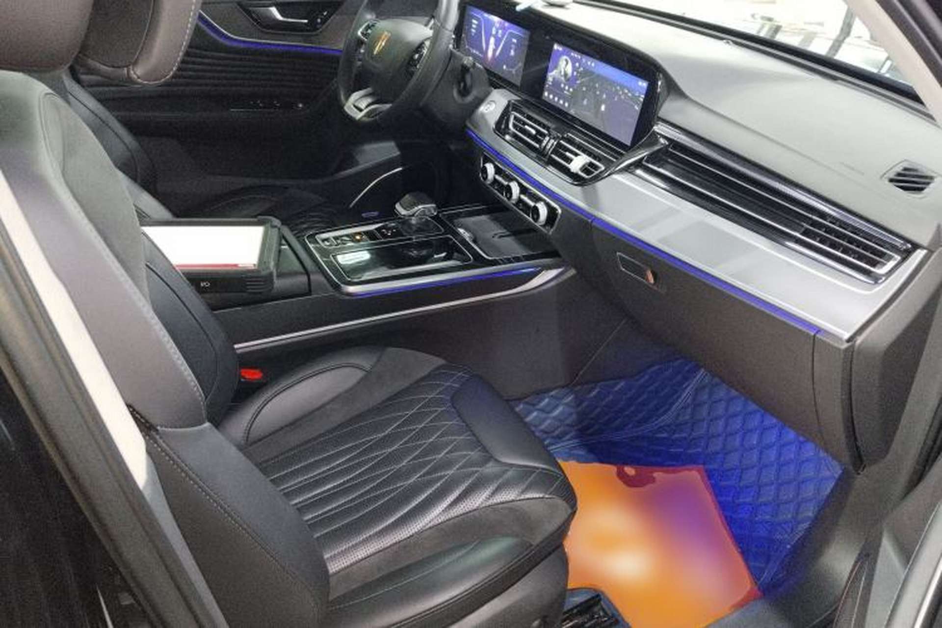Used Hongqi HS5 2023 2.0T Qixiang Pro Edition Right Front Seat