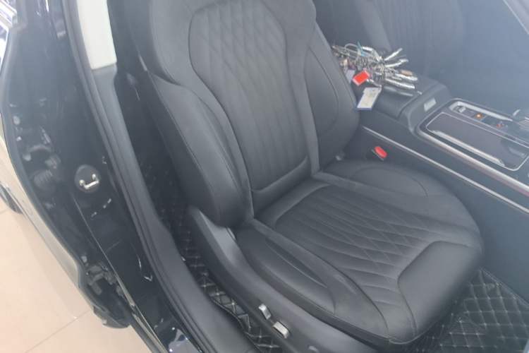 Used Hongqi HS5 2023 2.0T Qixiang Pro Edition Right Front Seat