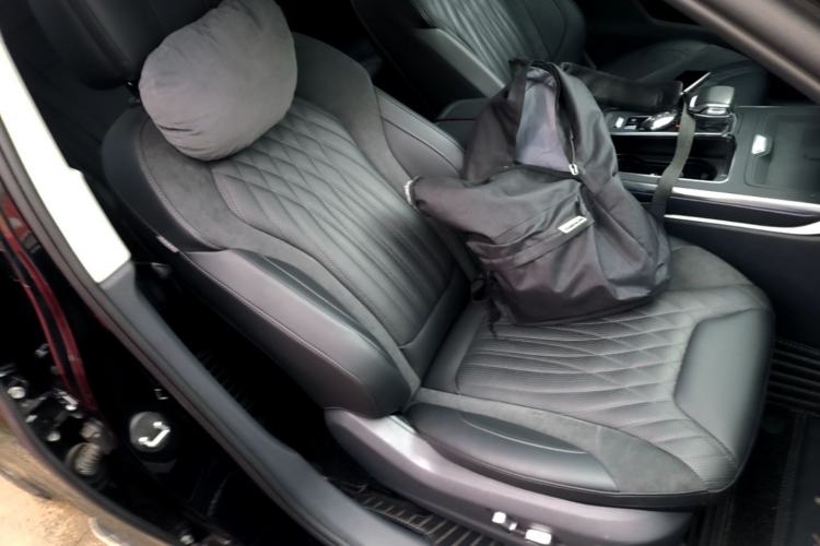 Used Hongqi HS5 2023 2.0T Qixiang Pro Edition Right Front Seat