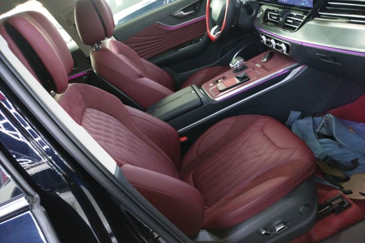 Used Hongqi HS5 2023 2.0T Four-Wheel Drive Flagship Pro Edition Right Front Seat