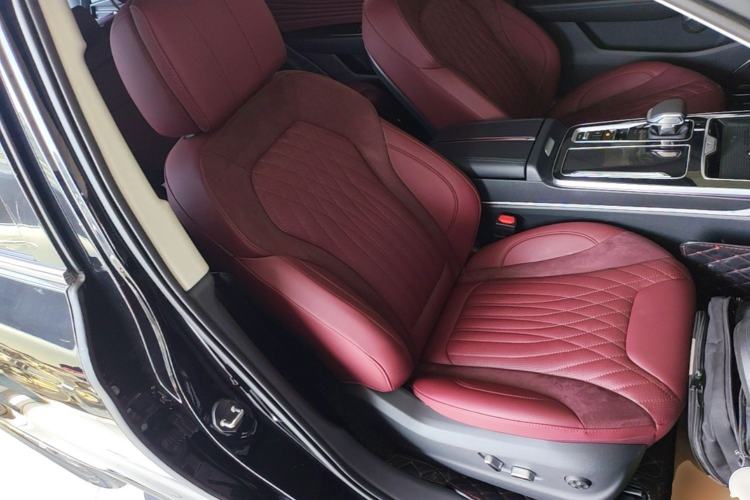 Used Hongqi HS5 2023 2.0T Qixiang Pro Edition Right Front Seat