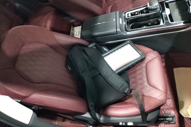 Used Hongqi HS5 2023 2.0T Four-Wheel Drive Flagship Pro Edition Right Front Seat