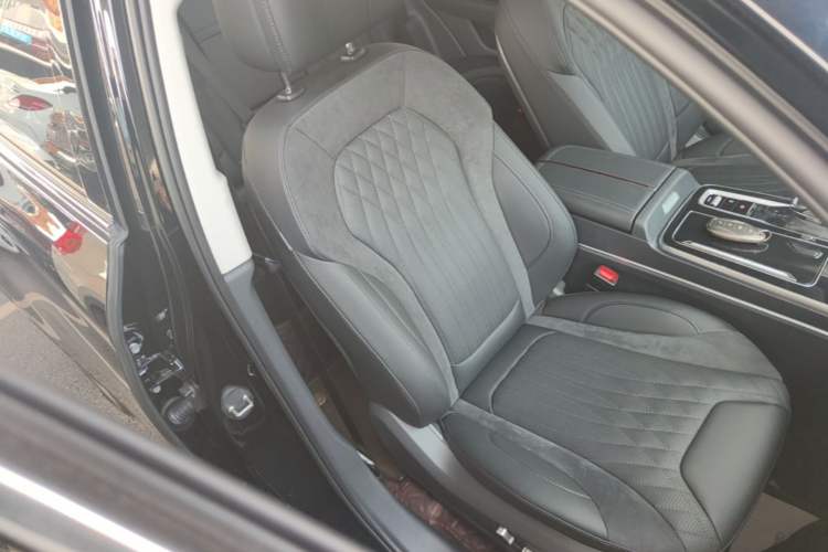 Used Hongqi HS5 2023 2.0T Qixiang Pro Edition Right Front Seat
