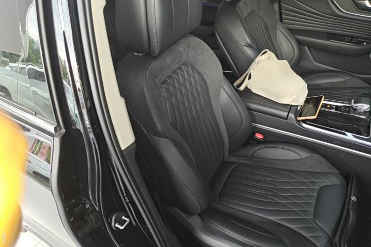 Used Hongqi HS5 2023 2.0T Qixiang Pro Edition Right Front Seat