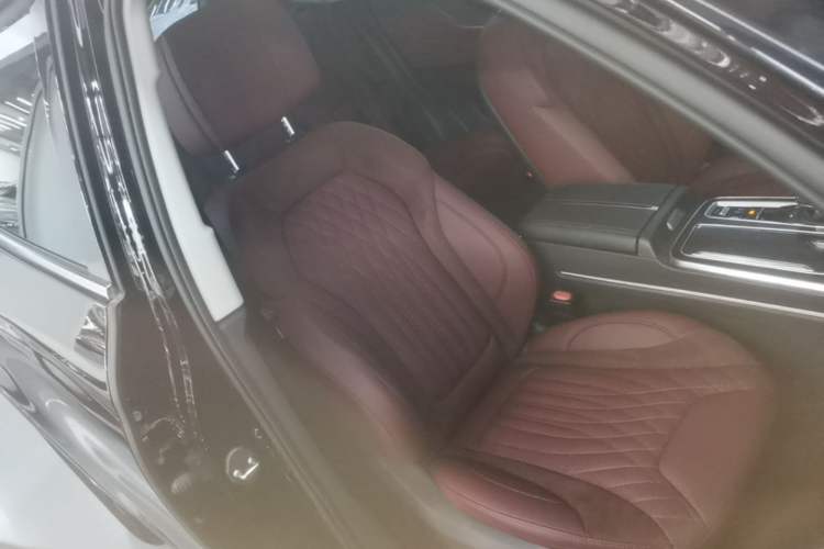 Used Hongqi HS5 2023 2.0T Qixiang Pro Edition Right Front Seat