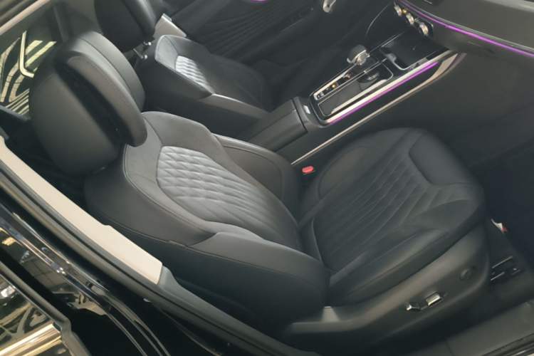 Used Hongqi HS5 2023 2.0T Qixiang Pro Edition Right Front Seat