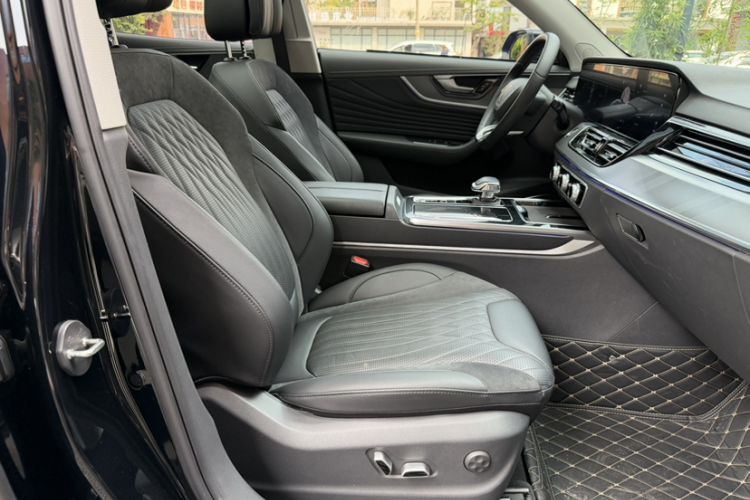 Used Hongqi HS5 2023 2.0T Qixiang Pro Edition Right Front Seat