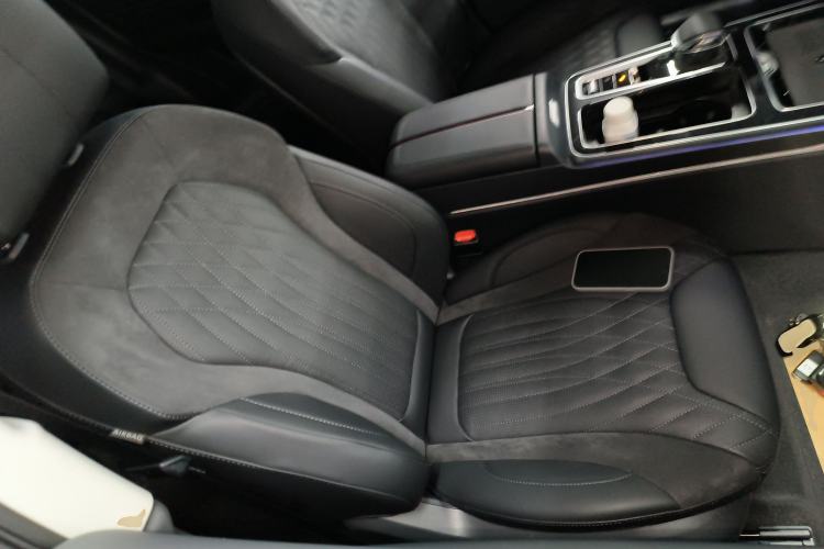 Used Hongqi HS5 2023 2.0T Qixiang Pro Edition Right Front Seat