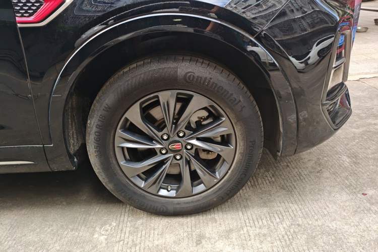 Used Hongqi HS5 2023 2.0T Qixiang Pro Edition Right Front Wheel Hub