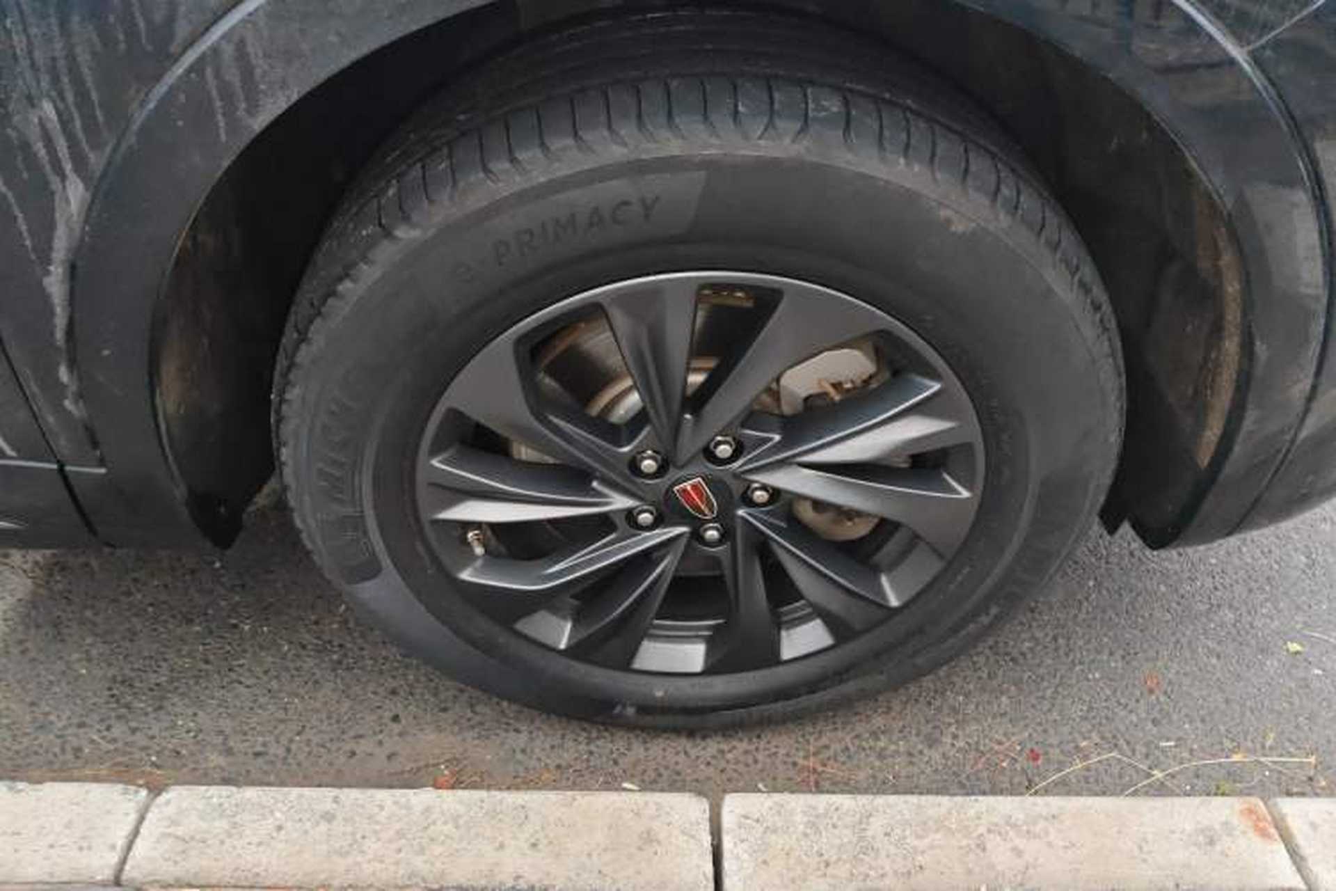 Used Hongqi HS5 2023 2.0T Qixiang Pro Edition Right Front Wheel Hub