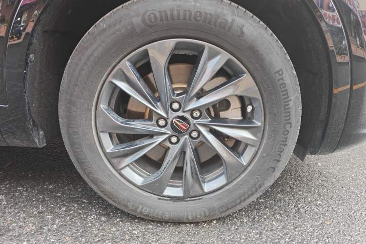 Used Hongqi HS5 2023 2.0T Qixiang Pro Edition Right Front Wheel Hub